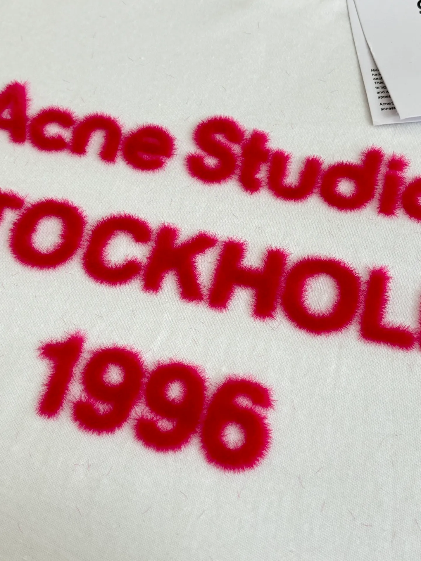 Acne Studio T 150g ， 100% ， Breathable ， ， Red ， ， Size：S/M/L
